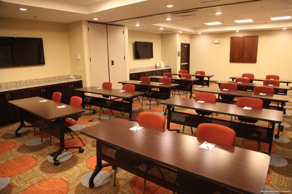 Canad Inns Grand Forks
